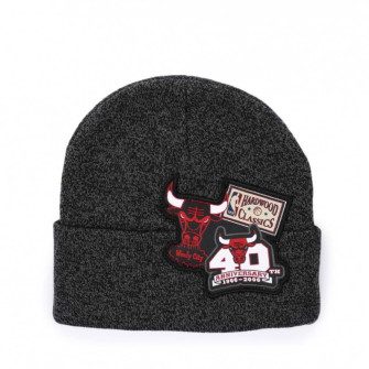 M&N NBA Chicago Bulls XL Patch Knit Hat ''Black''